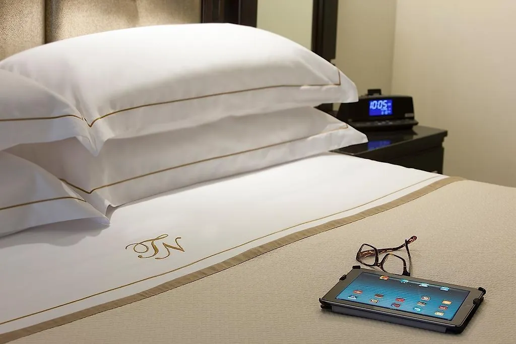 Terra Nova All Suite Hotel Кингстон