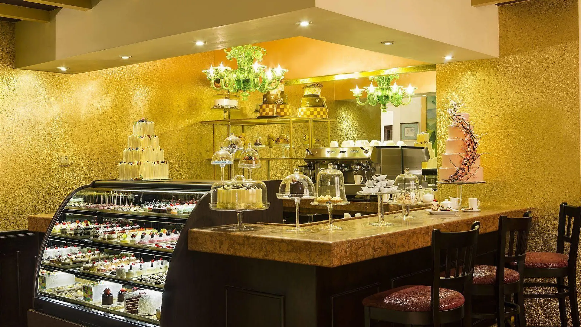 Terra Nova All Suite Hotel Кингстон